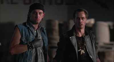 Let's get out of here. - Howling II: Stirba - Werewolf Bitch