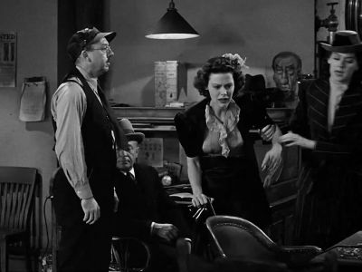 Let's get outta here - His Girl Friday