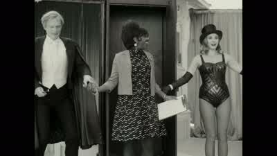Let's get outta here. - WandaVision