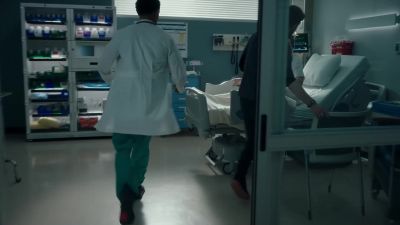 Let's get him some O2. - The Resident