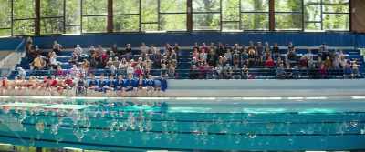 Let's give a big hand - Sink or Swim