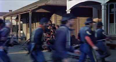 Let's go! Get that barricade going! - The Horse Soldiers