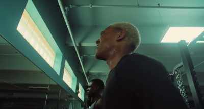 Let's go. Let's go.
Let's go. And up! - Waves