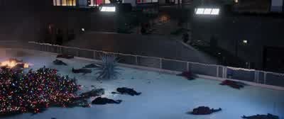 Kate, your mom just came out the side door. - Hawkeye