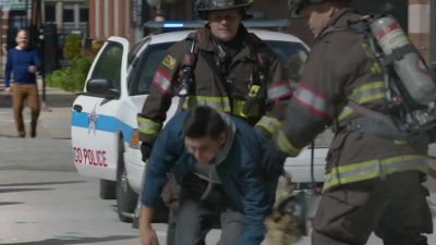 Let's go. - Chicago Fire