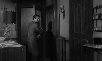 - Let's go to the club.
- All right, take it easy, Steve. - Sweet Smell of Success