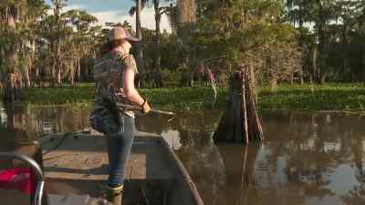      Let's hope this one's
     a 12-footer right here. - Swamp People