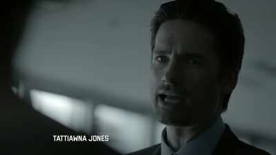 Let's keep this sheriff
boxed in her little town, - Eyewitness