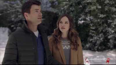 Let's listen
to the trees for a second. - Christmas Joy