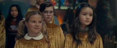 Let's meet back here
in five minutes - The Best Christmas Pageant Ever