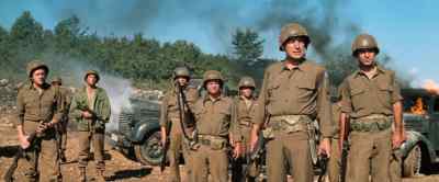Let's move it out. - Kelly's Heroes