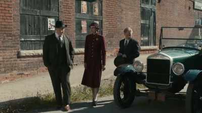 - Let's say we think - Frankie Drake Mysteries