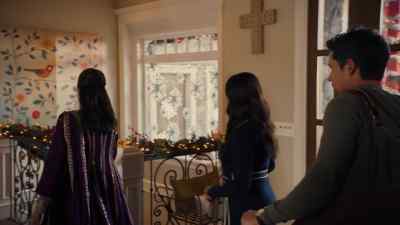Let's see here. - Christmas with the Singhs