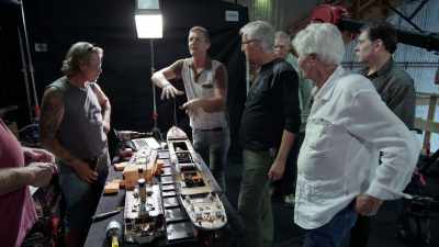 Let's see what the stern does, - Titanic: 20 Years Later with James Cameron