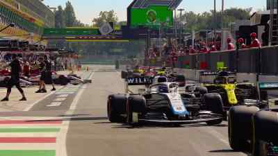 - Let's see what today has in store.
- Let's see. - Formula 1: Drive to Survive