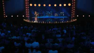 Let's see who we got here, guy
in the front row. You've got a stinker. - Bill Burr Presents: Friends Who Kill