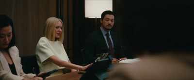 Let's surround him with staff - Emmanuelle