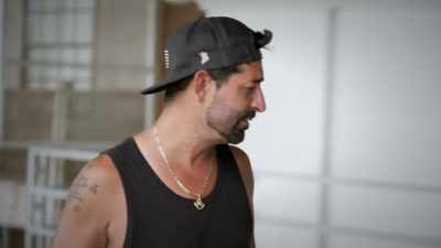 Let's try to get this done
before this storm kicks off. - Deadliest Catch: Bloodline
