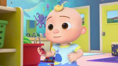 Let's use our Ladybug Light
to imagine what chore it might be. - CoComelon Lane