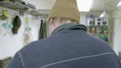 Let's weigh this [bleep] up. - Bering Sea Gold