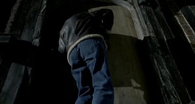 [letterbox door squeaking] - The Inspector Lynley Mysteries