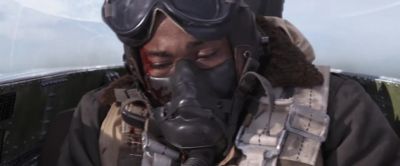 Level off, level off! - Red Tails