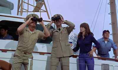 Level off, Max. - The Boatniks