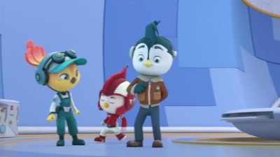 Level one, two,
and three Jump badge, - Top Wing