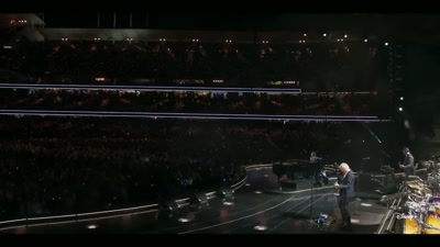 ♪ Levon sells cartoon balloons in town ♪ - Elton John Live: Farewell from Dodger Stadium