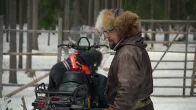 - [Levy] Okay.
- [Allu chuckles] - The Reluctant Traveler with Eugene Levy