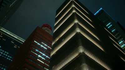 [Levy] The hotel is a contemporary ryokan, - The Reluctant Traveler with Eugene Levy