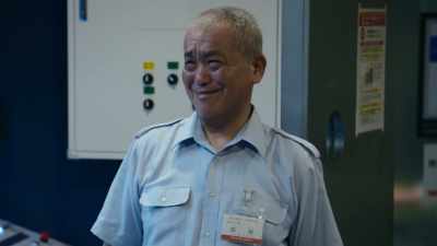 [Levy] Tokyo is a massive city
with an enormously large population, - The Reluctant Traveler with Eugene Levy