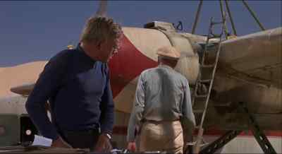 LEW, I'M GONNA
RUN UP THIS ENGINE. - The Flight of the Phoenix