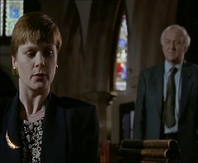 - Lewis.
- Sir? - Inspector Morse