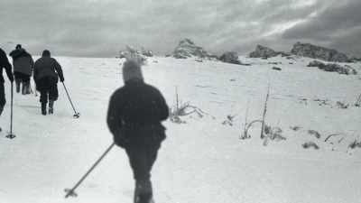 - [Liam] With no trace of the
hikers, - An Unknown Compelling Force
