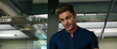 Lieutenant Brody!
What you got in the cooler? - Baywatch