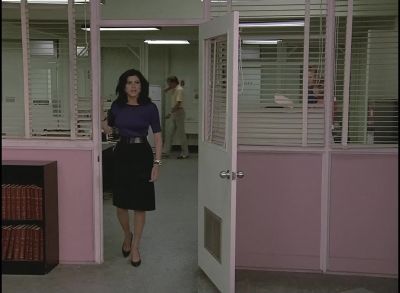 Lieutenant,
I need to speak with you. - Miami Vice