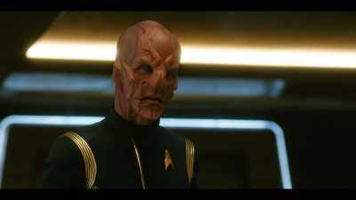 Lieutenant Owosekun, establish - Star Trek: Discovery