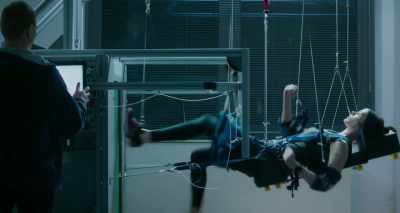 Lift your hip, please.
Okay, thanks. - Proxima