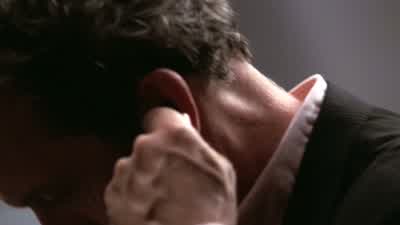 Lift up your chin. - House