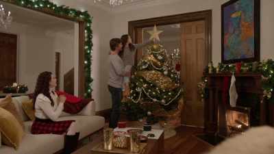 (light music) - The Secret Gift of Christmas