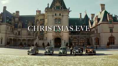 [light music] - A Biltmore Christmas