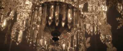 [LIGHT ORCHESTRAL
MUSIC PLAYING] - A New York Story