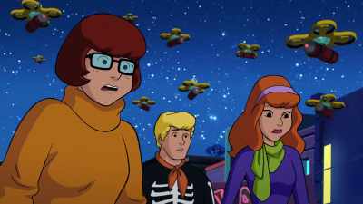 Light, but strong enough to carry
something heavy like Scarecrow's gas tanks. - Happy Halloween, Scooby-Doo!