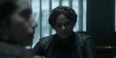 (light, tense music playing) - Dune: Prophecy