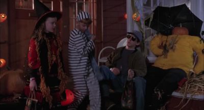 - Lighten up, Max. - Hocus Pocus