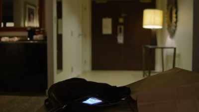 [lights buzzing] - Dirty John