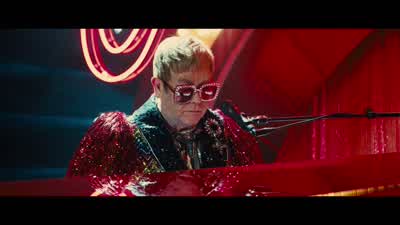 Lights. - Kingsman: The Golden Circle
