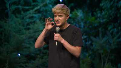 Like, a kind of greasy, with a… - Mae Martin: SAP