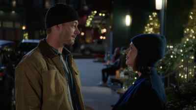 - Like this Christmas.
- Yeah, like this one. - The Holiday Junkie